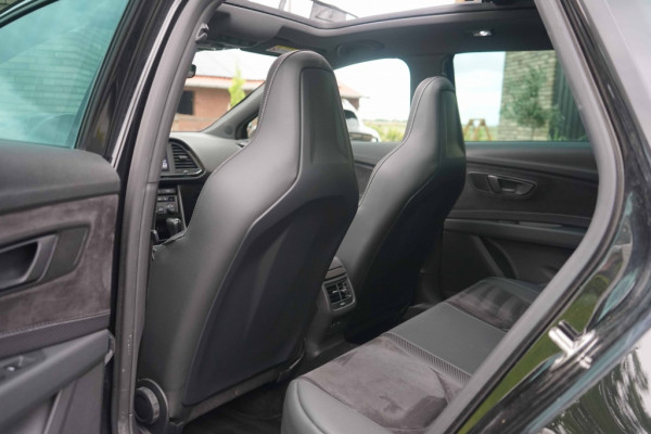 Seat Leon ST Cupra 300 4Drive Pano/Schaalst/Beats/Virtual/ACC/DCC
