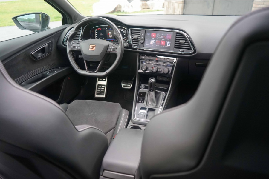 Seat Leon ST Cupra 300 4Drive Pano/Schaalst/Beats/Virtual/ACC/DCC