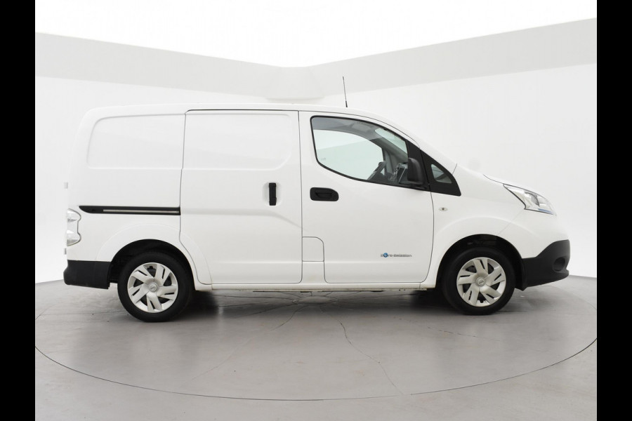 Nissan NV200 OPTIMA 40 kWh + CAMERA | TREKHAAK | 28.248 KM! | CLIMATE | CRUISE CONTROL
