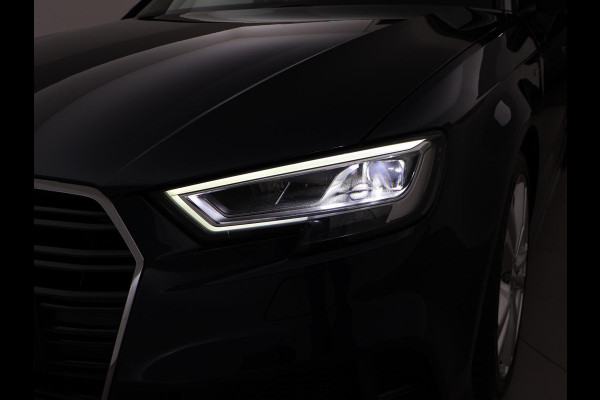 Audi A3 Sportback 40 TFSI 190 PK S-TONIC AUT. DESIGN PRO LINE *COSMOSBLAUW METALLIC* + CARPLAY | STOEL/STUURVERW. | 18 INCH