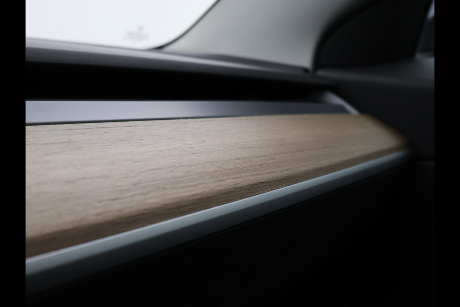 Tesla Model 3 60 kWh RWD *BTW* + LEDER | PANORAMA | 3 CAMERA'S