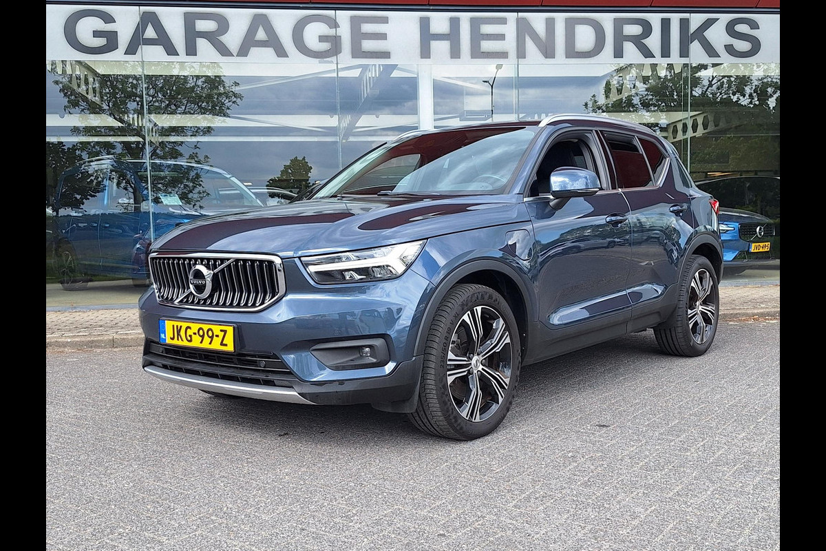 Volvo XC40 1.5 T5 Recharge R-Design | Leder | Trekhaak 1800kg | Blindspot | Navi | Climate-Pack |