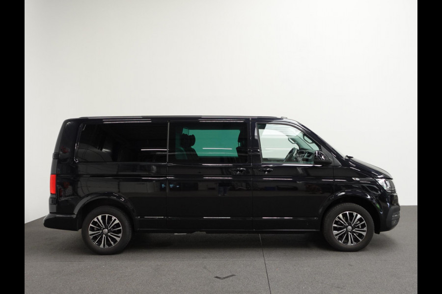 Volkswagen Transporter 2.0TDI L2H1 150PK Highline Dubbele Cabine Automaat Airco ACC Camera Parkeersensoren Trekhaak