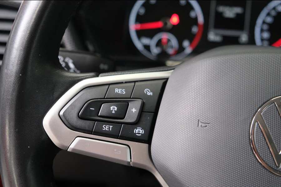 Volkswagen T-Cross 1.0 TSI Life - N.A.P. Airco, Cruise, PDC, Carplay.