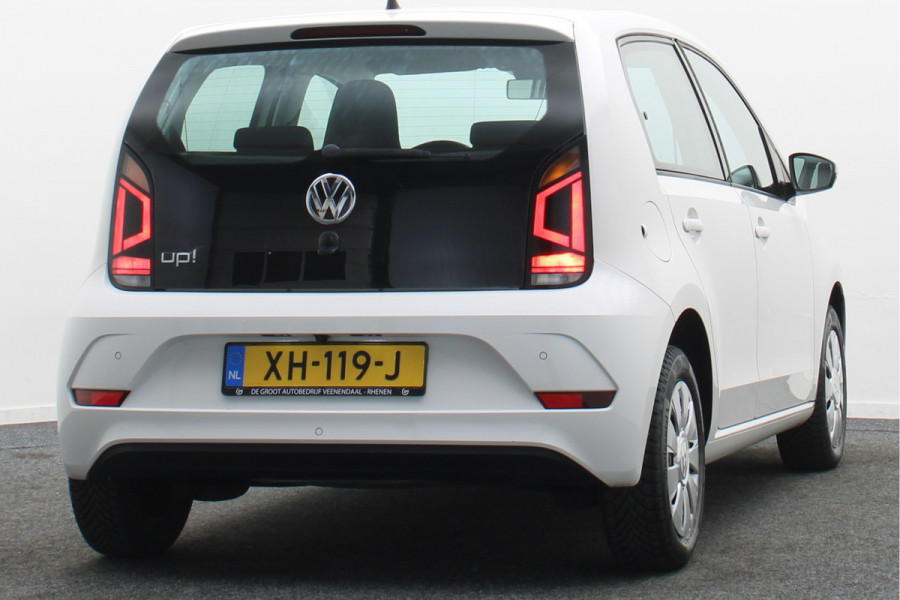 Volkswagen up! 1.0 BMT move up! Camera, Cruise, DAB, Airco, PDC
