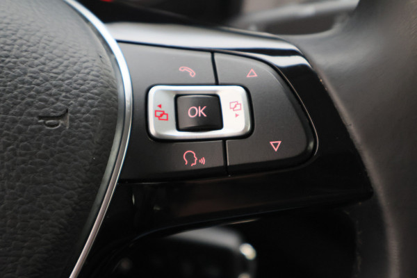 Volkswagen up! 1.0 BMT move up! Camera, Cruise, DAB, Airco, PDC