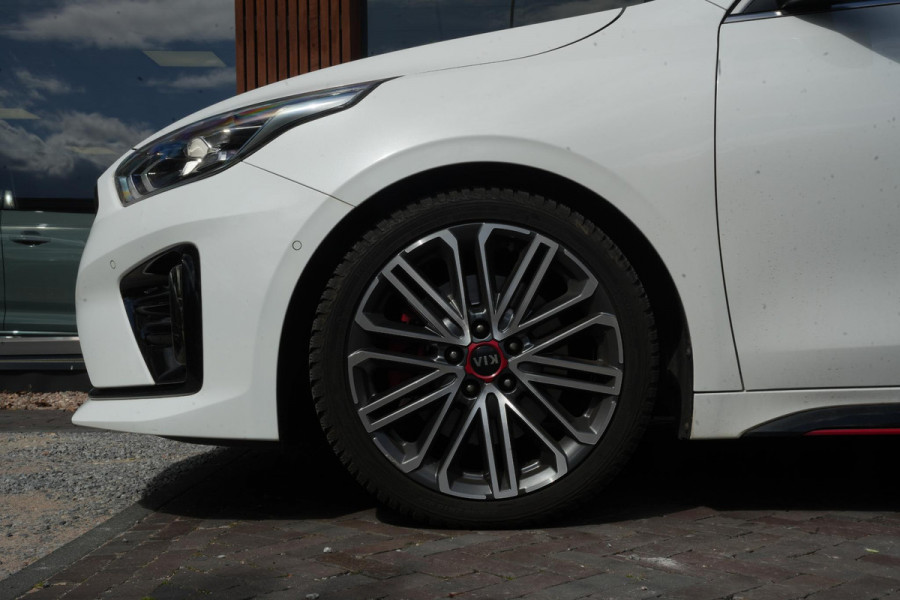 Kia ProCeed 1.6 T-GDI GT Panoramadak JBL Sportstoelen Camera Lane Assist