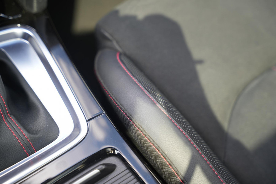 Kia ProCeed 1.6 T-GDI GT Panoramadak JBL Sportstoelen Camera Lane Assist