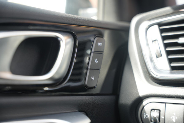 Kia ProCeed 1.6 T-GDI GT Panoramadak JBL Sportstoelen Camera Lane Assist