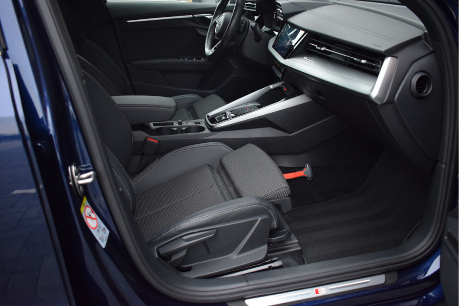 Audi A3 Sportback 30 TFSI S-tronic S-line | Virtual | LED | Carplay | 19"