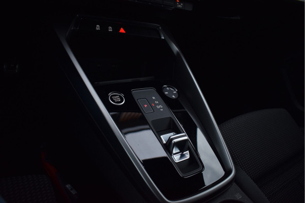 Audi A3 Sportback 30 TFSI S-tronic S-line | Virtual | LED | Carplay | 19"