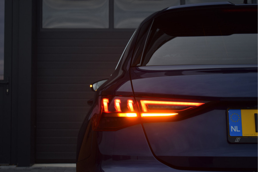 Audi A3 Sportback 30 TFSI S-tronic S-line | Virtual | LED | Carplay | 19"