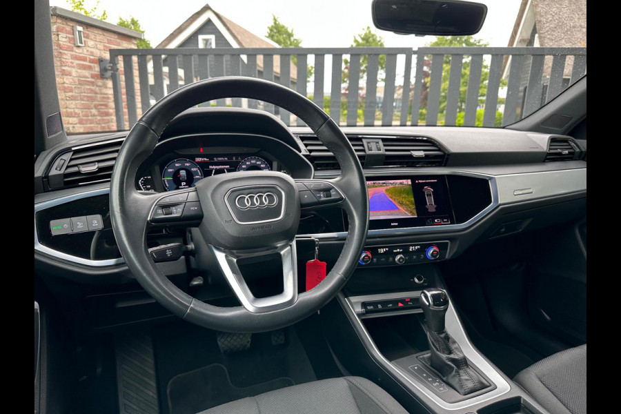 Audi Q3 Sportback 45 TFSI e Advanced Edition | S-Line | Black optic pakket | 19 Inch | Plug-in Hybride | NL-Auto | Camera |
