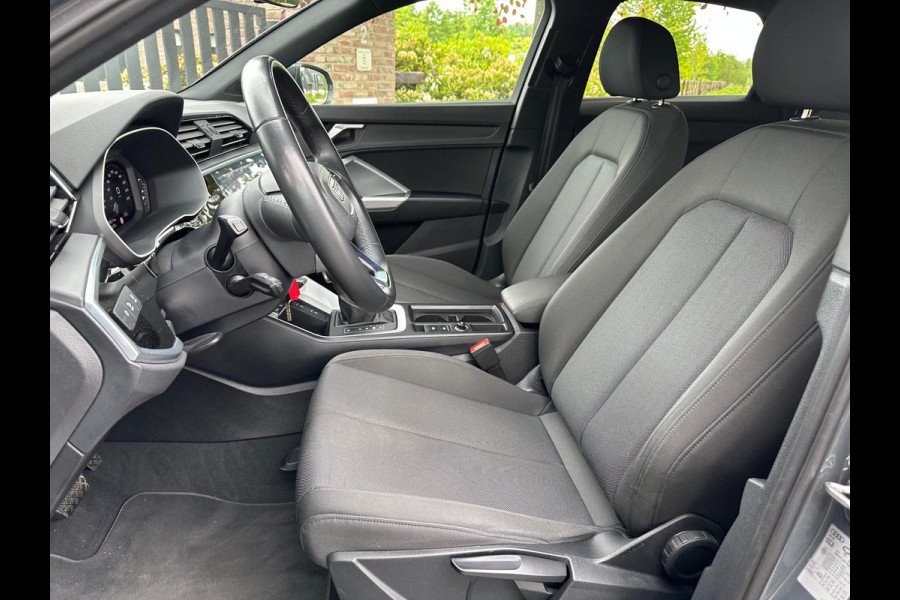 Audi Q3 Sportback 45 TFSI e Advanced Edition | S-Line | Black optic pakket | 19 Inch | Plug-in Hybride | NL-Auto | Camera |