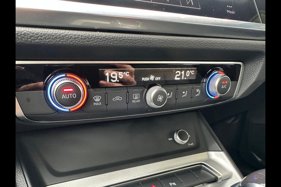 Audi Q3 Sportback 45 TFSI e Advanced Edition | S-Line | Black optic pakket | 19 Inch | Plug-in Hybride | NL-Auto | Camera |