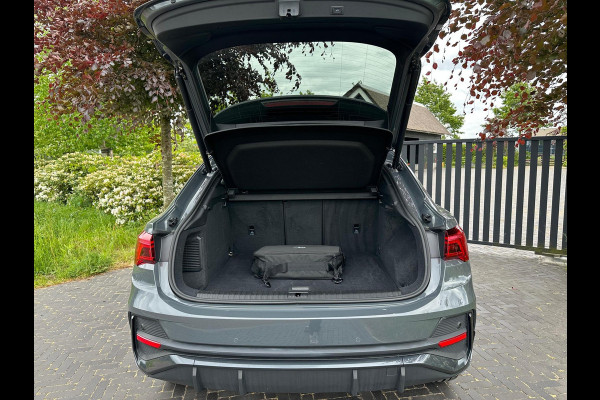 Audi Q3 Sportback 45 TFSI e Advanced Edition | S-Line | Black optic pakket | 19 Inch | Plug-in Hybride | NL-Auto | Camera |