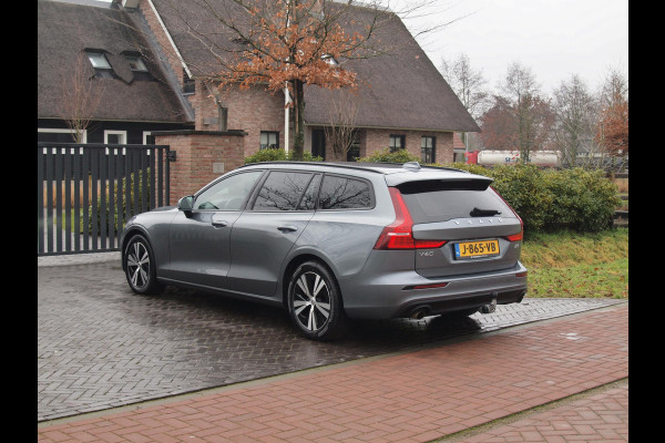 Volvo V60 2.0 B3 Momentum Advantage | Camera | Trekhaak | Apple Carplay | Cruise Control |