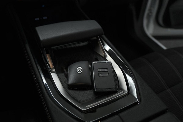 Renault Austral Mild Hybrid 160 X-Tronic Techno | 1800 KG TREKGEWICHT | Camera | Dodehoekdetectie | OpenR Link Navigatie | Parkeersensoren