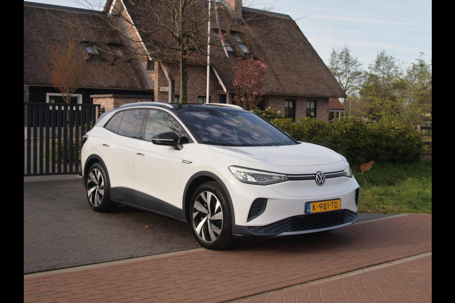 Volkswagen ID.4 First 77 kWh | Camera | Trekhaak | Sfeerverlichting | Apple Carplay | Cruise Control |
