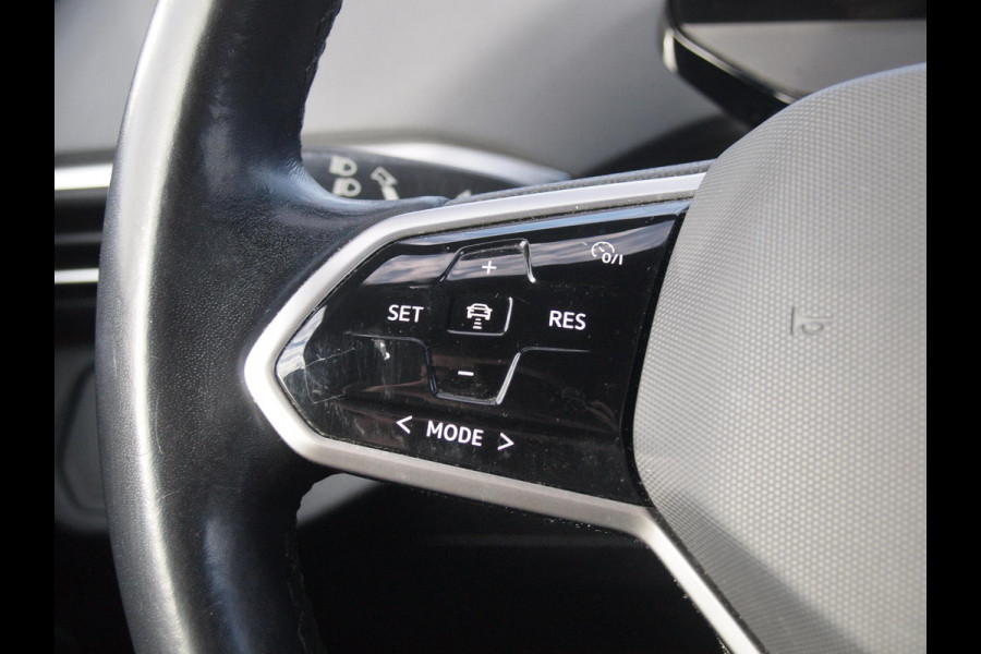Volkswagen ID.4 First 77 kWh | Camera | Trekhaak | Sfeerverlichting | Apple Carplay | Cruise Control |