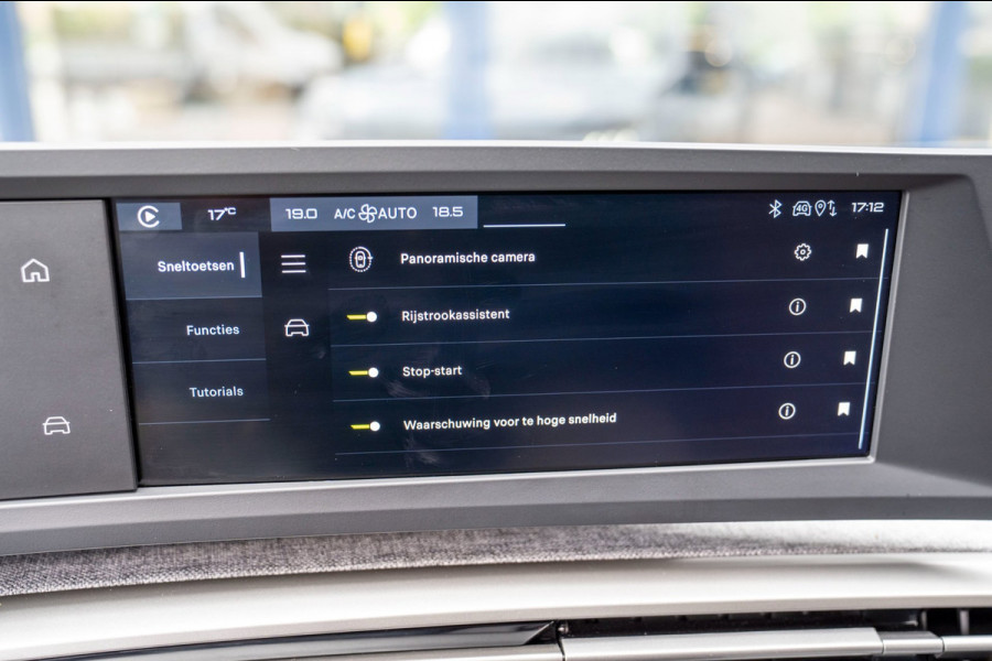 Peugeot 3008 1.2 Hybrid 136 Allure|Prijs rijklaar incl. 12 mnd garantie| Camera Carplay DAB parkeersensoren achter LMV LED