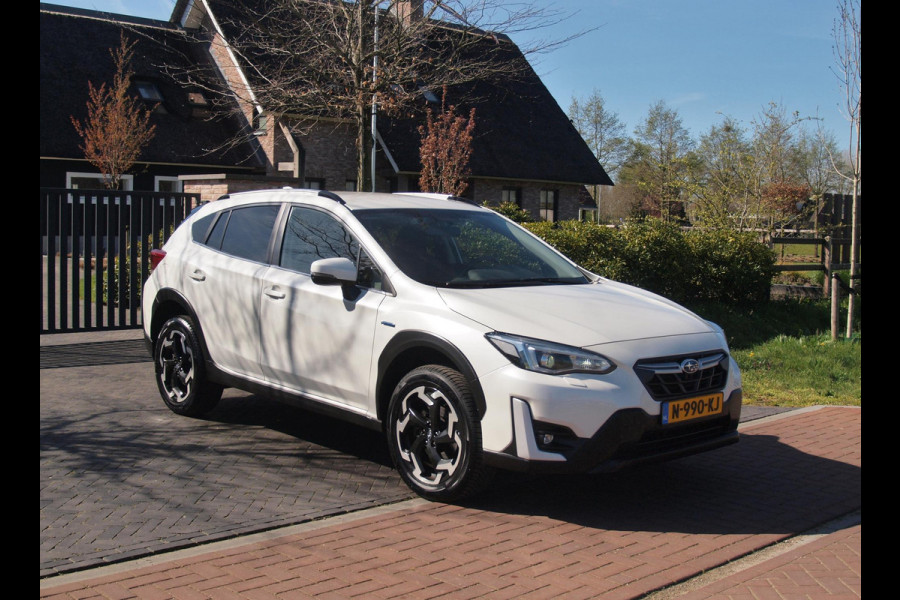 Subaru XV 2.0i e-BOXER | Trekhaak | Trekgewicht geremd 1270kg | Camera | NL-Auto |
