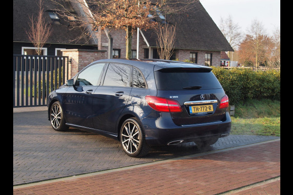 Mercedes-Benz B-Klasse 180 Ambition LED | Automaat | Sports Tourer | Night-pakket | Zwarte hemel bekleding