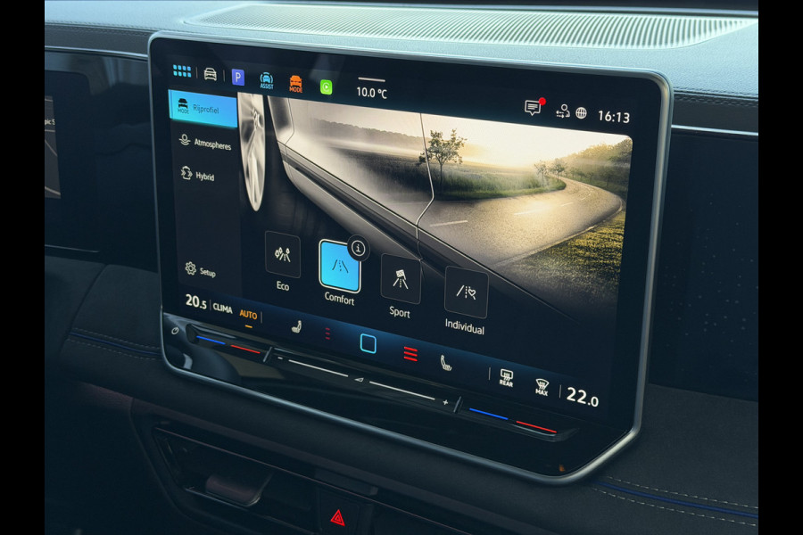 Volkswagen Tiguan 1.5 eHYBRID 272 PK NW AUTO R-LINE VW.TREKHAAK BLACK PANO XL.NAVI STOEL/STUUR VERW. BLACK.STYLE 360.CAM ELEK.KLEP MATRIX.LED 20'' PHEV PLUG IN HYBRID ✅Top Auto's Wijchen , 30 Jaar Specialist in Volkswagen  : Alle Type's : R-Line Edition / Style / First Edition / Highline / Life , Zowel PHEV / HEV / MHEV / Benzine ✅