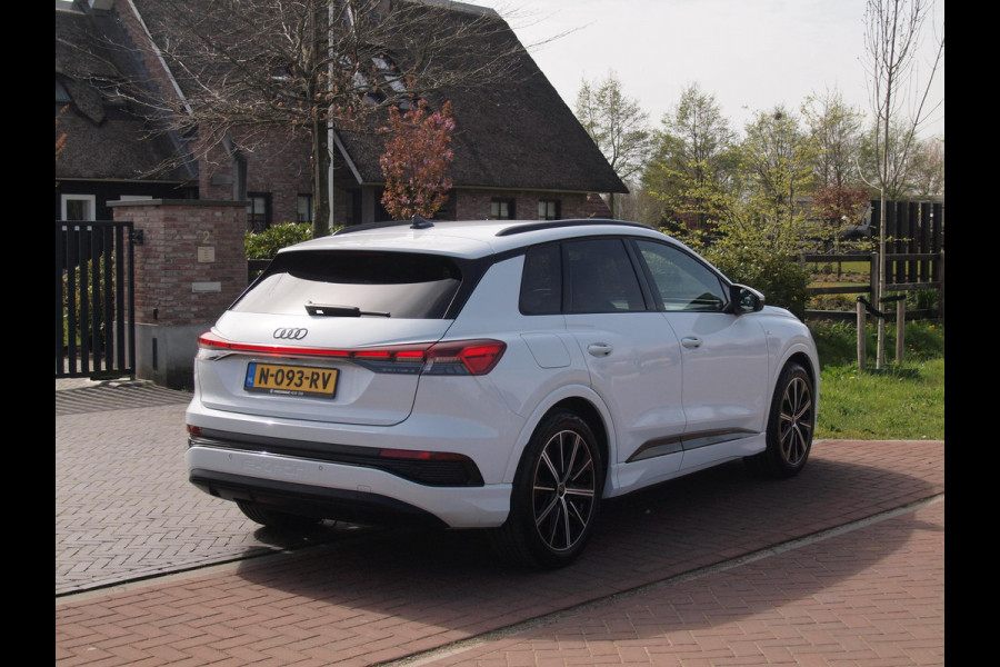 Audi Q4 e-tron 40 S edition 77 kWh | SOH 93% | S-Line | Head-Up Display | Camera | ACC | Apple Carplay |