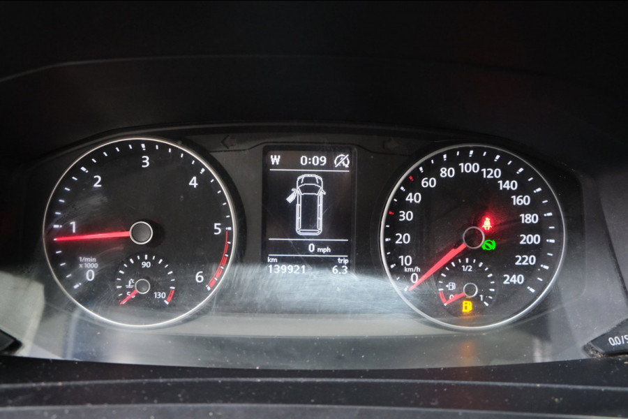 Volkswagen Transporter 2.0 TDI L2H1 Comfortline