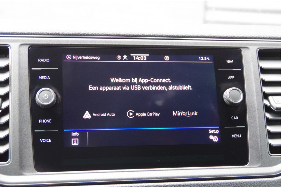 Volkswagen Crafter 35 2.0 TDI L3H3(L2H2) 177PK AUT. LED, STOELVERWARMING, TREKHAAK, ERGO ACTIVE GEVEERDE STOEL, CLIMATE CONTROL, CAMERA, NAVI, PARK
