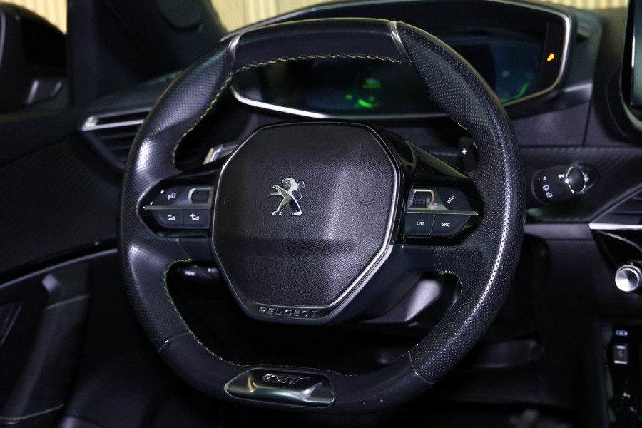 Peugeot 2008 1.2 PureTech GT AVM AUTOMAAT NAVI LANE DAB CLIMA "23
