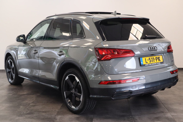 Audi Q5 2.0 TFSI quattro Sport S Line Black Edition QUANTUM GRIJS Head up Leder Panorama dak