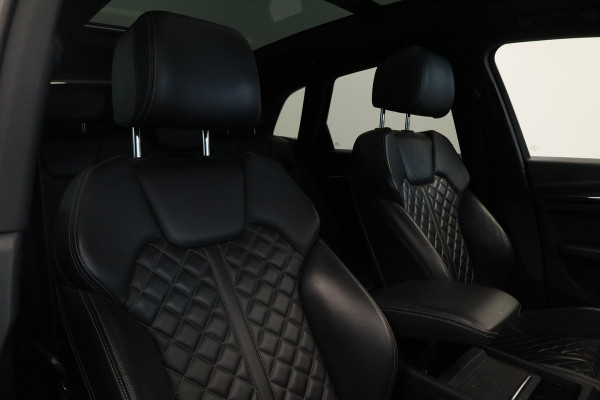 Audi Q5 2.0 TFSI quattro Sport S Line Black Edition QUANTUM GRIJS Head up Leder Panorama dak