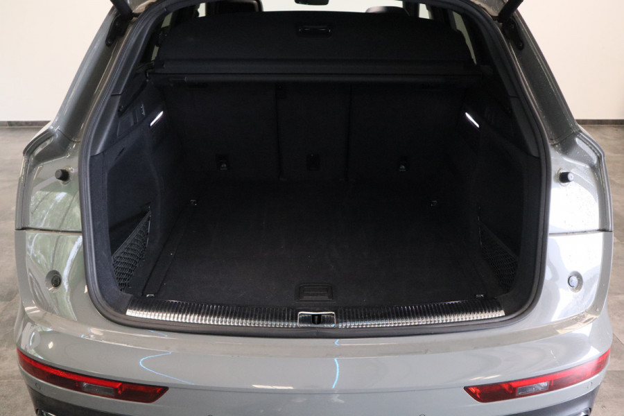 Audi Q5 2.0 TFSI quattro Sport S Line Black Edition QUANTUM GRIJS Head up Leder Panorama dak