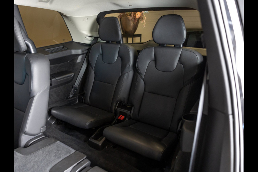 Volvo XC90 2.0 T8 Recharge AWD R-Design 7 zitter / 390pk / Trekhaak / Leder / Stoel en stuur verwarming /