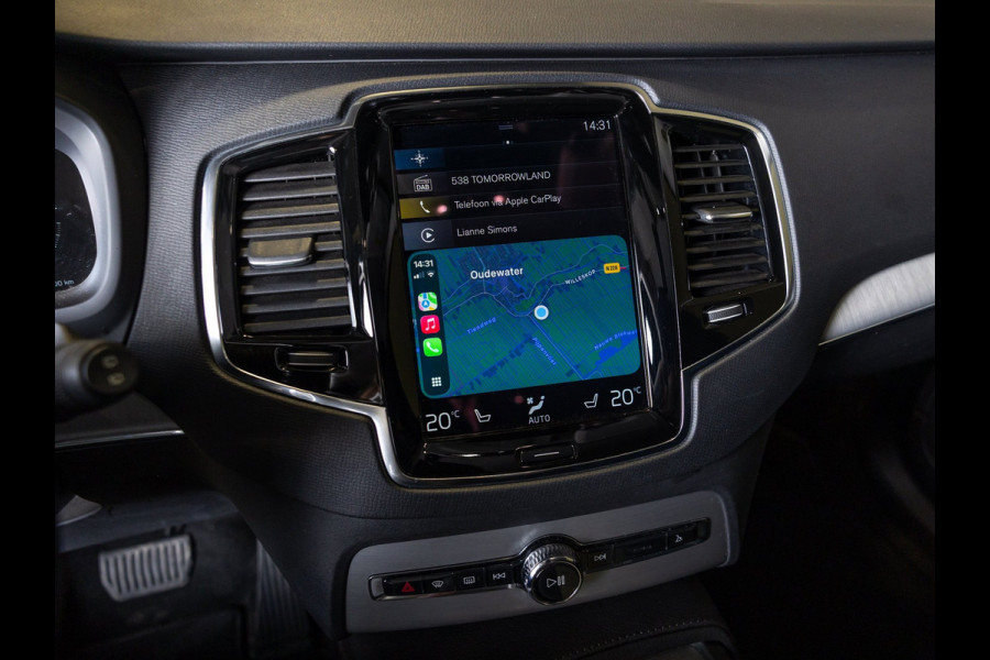 Volvo XC90 2.0 T8 Recharge AWD R-Design 7 zitter / 390pk / Trekhaak / Leder / Stoel en stuur verwarming /