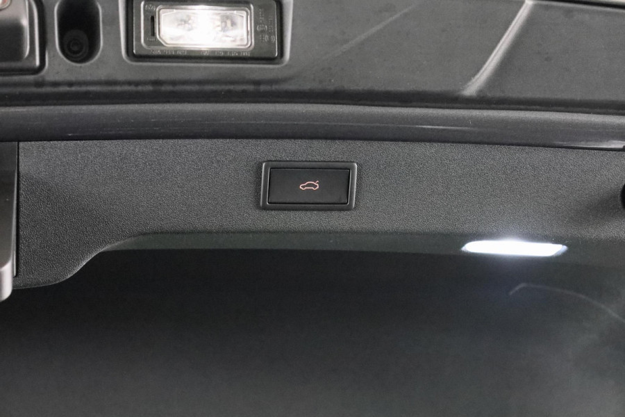 Škoda ENYAQ Coupé iV 85 Business Edition 286pk | Panoramadak | Navigatie | 20 inch Lichtmetalen velgen | Parkeercamera | Elektrisch verstelbare voorstoel