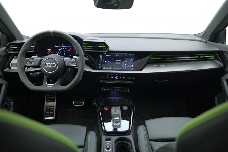Audi RS3 Sportback 2.5 TFSI Quattro |Pano|Massage|Ceramic|Carbon|Memory|VOLL|
