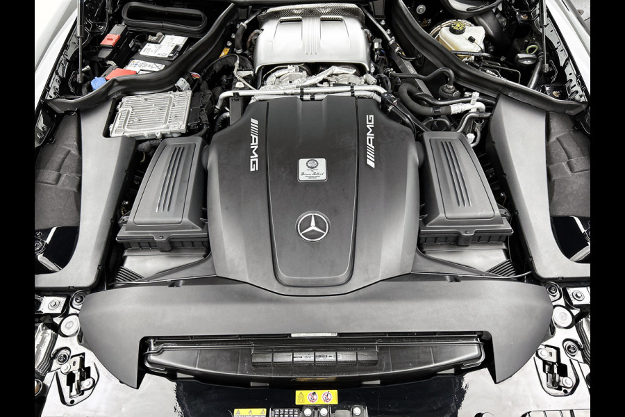 Mercedes-Benz AMG GT Roadster 4.0 Premium | 476 pk | V8 | Airscarf | Distronic | AMG sportuitlaat inschakelbaar | Car Play | Inclusief 12 Maanden Garantie.