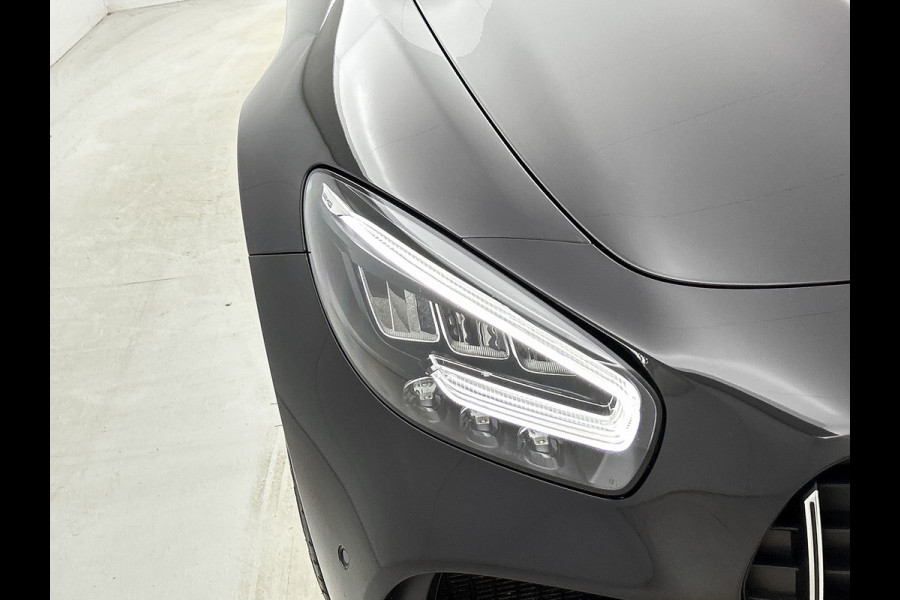 Mercedes-Benz AMG GT Roadster 4.0 Premium | 476 pk | V8 | Airscarf | Distronic | AMG sportuitlaat inschakelbaar | Car Play | Inclusief 12 Maanden Garantie.