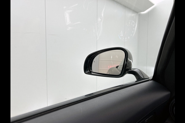 Mercedes-Benz AMG GT Roadster 4.0 Premium | 476 pk | V8 | Airscarf | Distronic | AMG sportuitlaat inschakelbaar | Car Play | Inclusief 12 Maanden Garantie.
