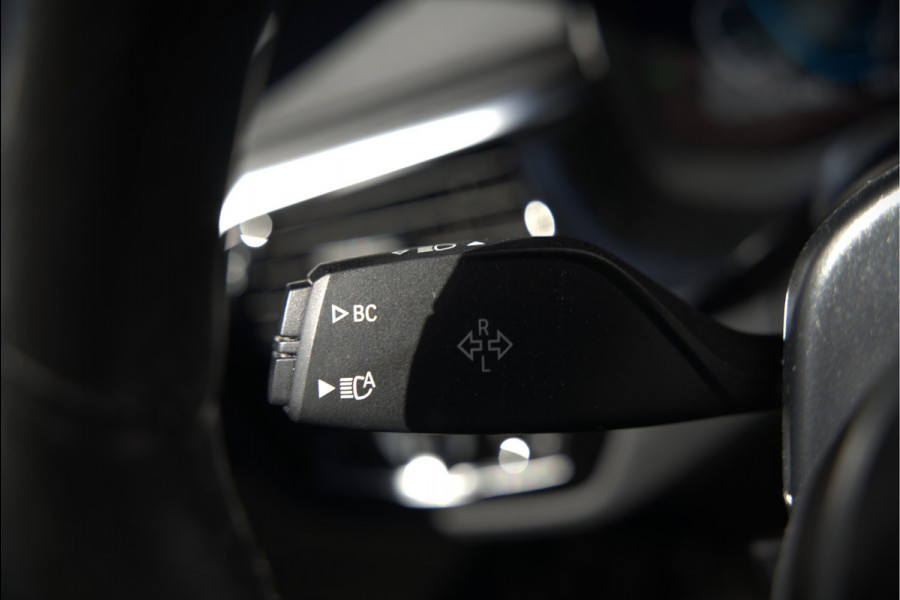 BMW 5 Serie 520e Business Edition Plus M Sport | M Performance | Alvitgrau | Panoramadak | Laser | Stoelverwarming | Stuurverwarming | Camera | Adaptive Cruise Control | Apple Carplay | Navigatie | Elektrische Stoelen | SOH 89%