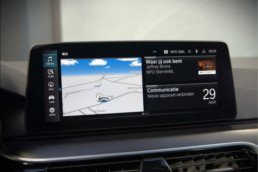 BMW 5 Serie 520e Business Edition Plus M Sport | M Performance | Alvitgrau | Panoramadak | Laser | Stoelverwarming | Stuurverwarming | Camera | Adaptive Cruise Control | Apple Carplay | Navigatie | Elektrische Stoelen | SOH 89%
