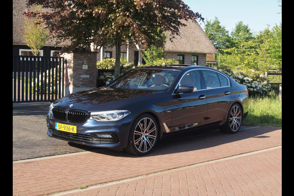 BMW 5 Serie 530i High Executive | Panoramadak | Sfeerverlichting | Apple Carplay | Cruise Control |