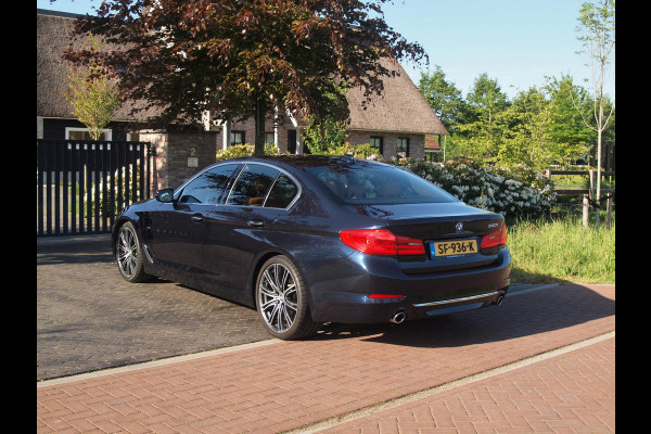 BMW 5 Serie 530i High Executive | Panoramadak | Sfeerverlichting | Apple Carplay | Cruise Control |