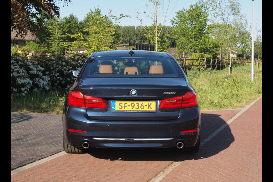 BMW 5 Serie 530i High Executive | Panoramadak | Sfeerverlichting | Apple Carplay | Cruise Control |