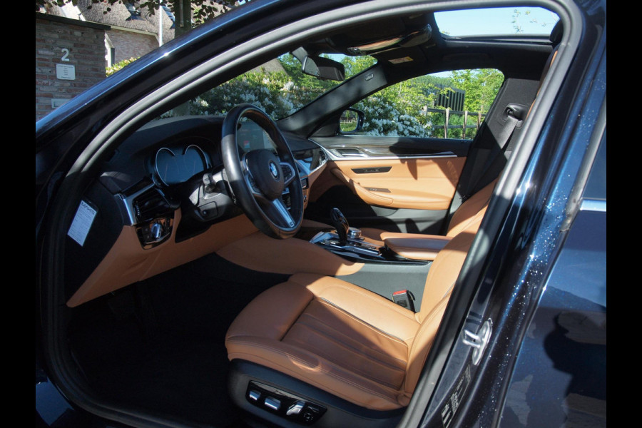 BMW 5 Serie 530i High Executive | Panoramadak | Sfeerverlichting | Apple Carplay | Cruise Control |