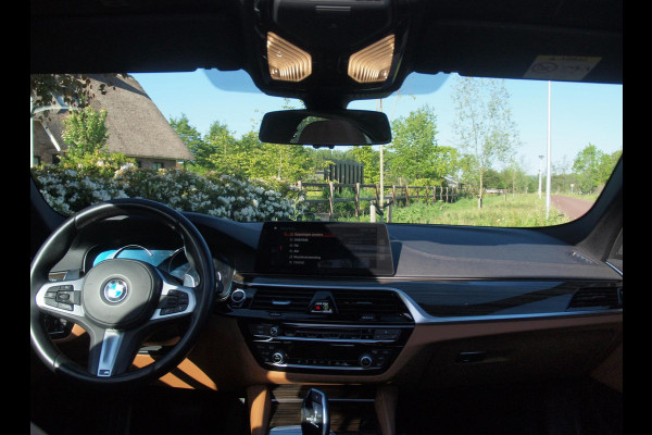 BMW 5 Serie 530i High Executive | Panoramadak | Sfeerverlichting | Apple Carplay | Cruise Control |
