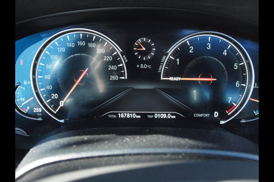 BMW 5 Serie 530i High Executive | Panoramadak | Sfeerverlichting | Apple Carplay | Cruise Control |